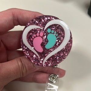 L&D baby feet badge reel